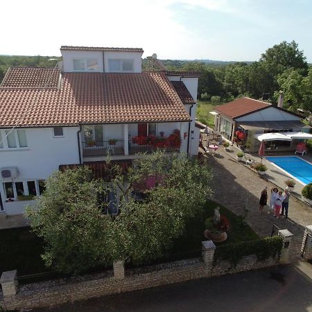 Guest House Sosi Umag Exterior foto