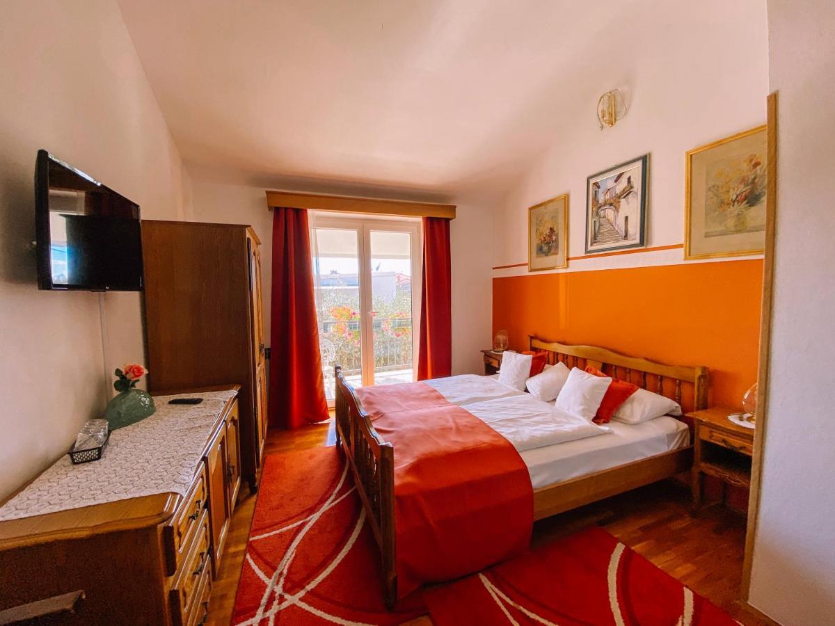 Guest House Sosi Umag Exterior foto
