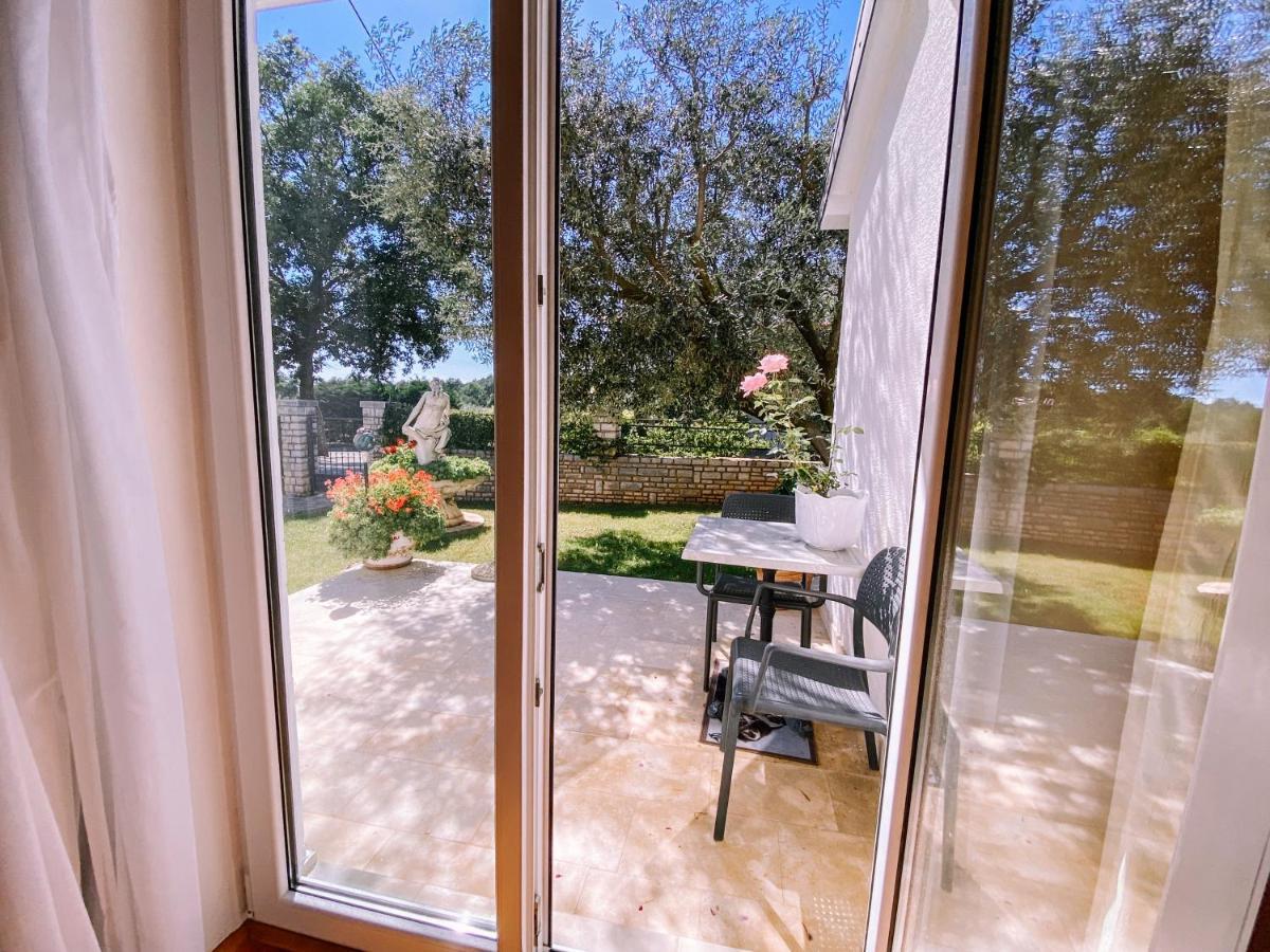 Guest House Sosi Umag Exterior foto