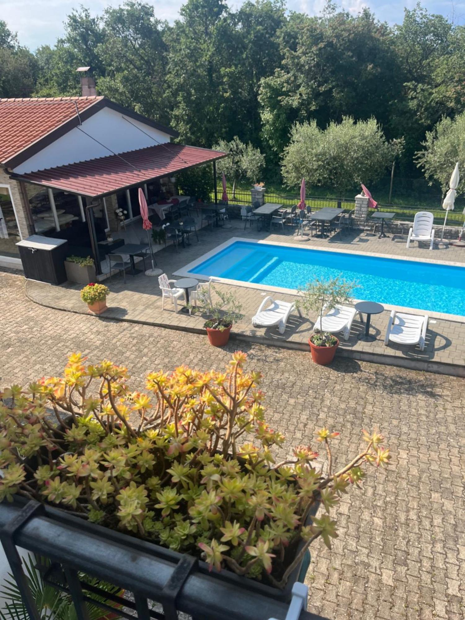 Guest House Sosi Umag Exterior foto