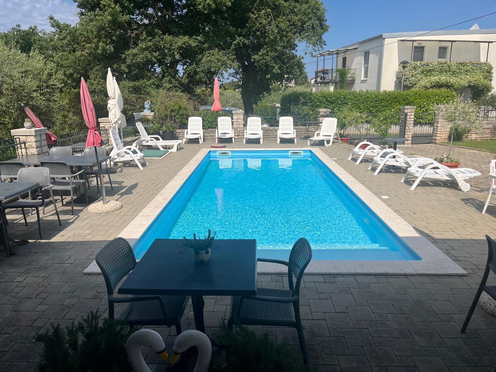 Guest House Sosi Umag Exterior foto
