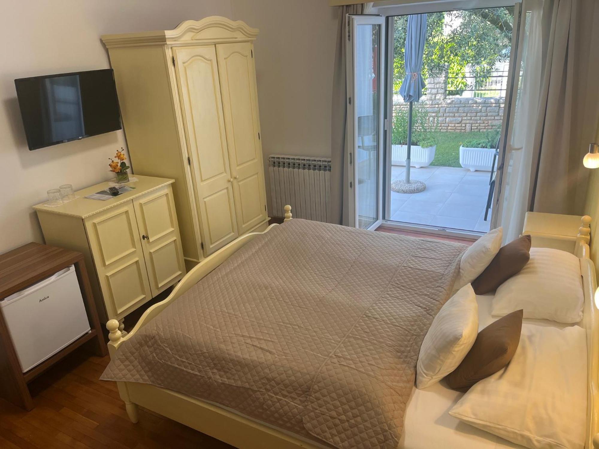 Guest House Sosi Umag Exterior foto